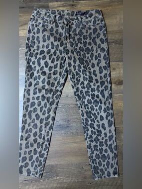 Blank NYC Women’s Taupe Leopard Print Skinny Jeans Sz 28
